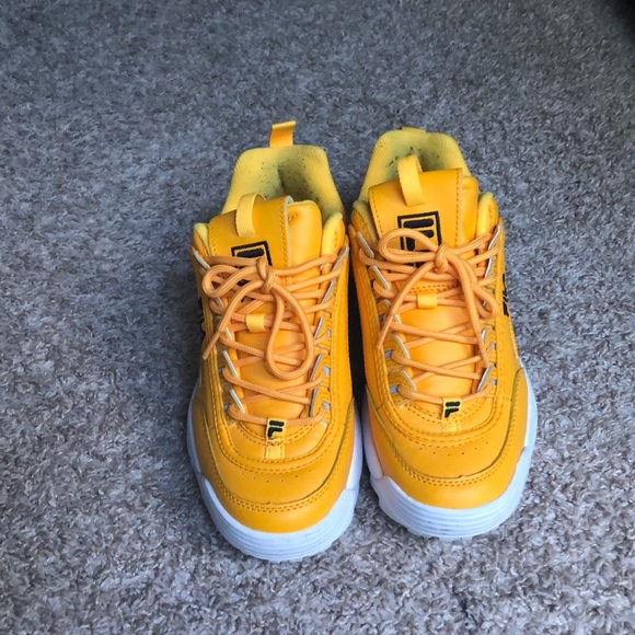fila trainers mustard